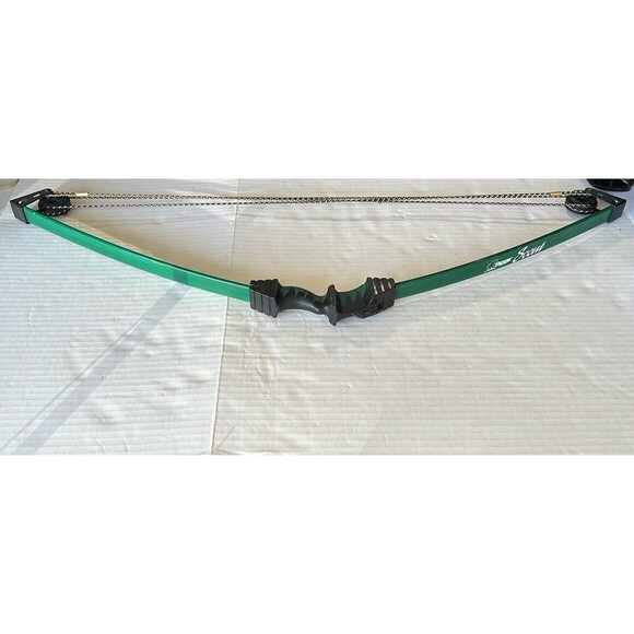 Bear SCOUT Lightweight Youth 33" Compound Archery Bow Dark Green *Good CONDITION - Picture 2 of 16